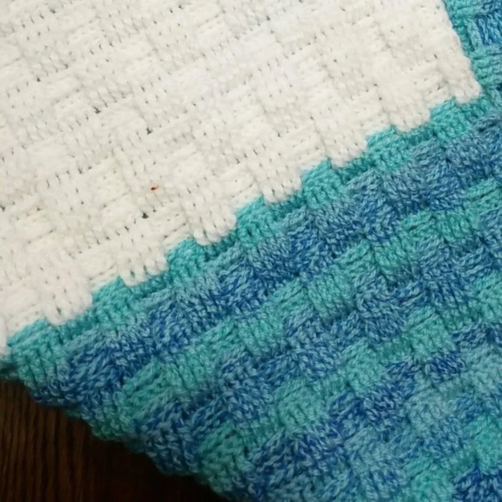 Hand Crafted Crochet Baby Blanket Lapghan Afghan Cerulean Blue Essential NWT